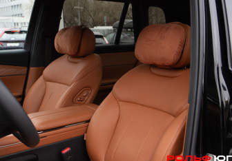 Подержанный автомобиль GAC M8 2026 года (13 фото)