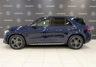 Подержанный автомобиль Mercedes-Benz GLE 2019 года (8 фото)