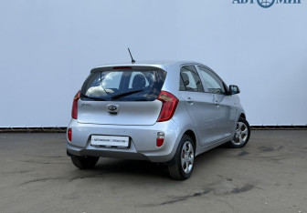 Подержанный автомобиль Kia Picanto 2013 года (5 фото)