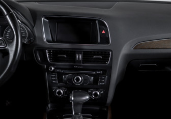 Подержанный автомобиль Audi Q5 2013 года (13 фото)