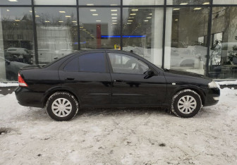 Подержанный автомобиль Nissan Almera Classic 2008 года (4 фото)