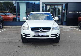 Подержанный автомобиль Volkswagen Touareg 2005 года (2 фото)