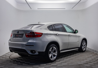 Подержанный автомобиль BMW X6 2012 года (5 фото)