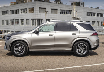 Подержанный автомобиль Mercedes-Benz GLE 2019 года (12 фото)