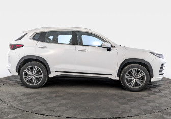 Подержанный автомобиль Exeed LX 2022 года (4 фото)