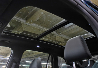 Подержанный автомобиль Geely Monjaro 2023 года (23 фото)