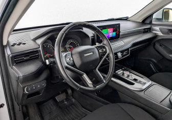 Подержанный автомобиль Haval Jolion 2022 года (16 фото)