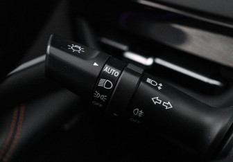 Подержанный автомобиль Changan UNI-K 2023 года (25 фото)