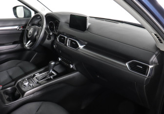 Подержанный автомобиль Mazda CX-5 2021 года (10 фото)
