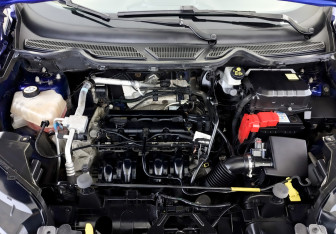 Подержанный автомобиль Ford EcoSport 2017 года (9 фото)