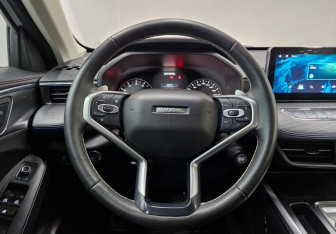 Подержанный автомобиль Haval Jolion 2023 года (15 фото)