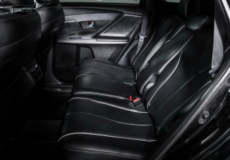 Подержанный автомобиль Toyota Venza 2013 года (10 фото)