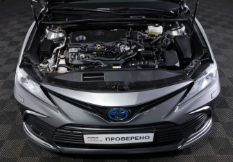 Подержанный автомобиль Toyota Camry Sedan 2022 года (9 фото)