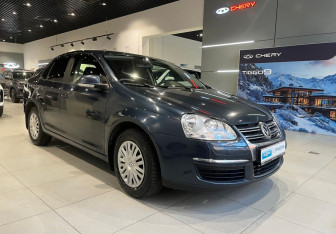 Подержанный автомобиль Volkswagen Jetta Sedan 2007 года (3 фото)