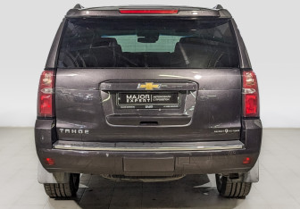 Подержанный автомобиль Chevrolet Tahoe 2016 года (6 фото)