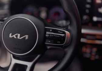 Подержанный автомобиль Kia K5 2021 года (15 фото)