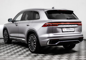 Подержанный автомобиль Geely Monjaro 2025 года (7 фото)