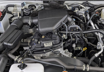 Подержанный автомобиль Toyota Land Cruiser Prado 2024 года (9 фото)