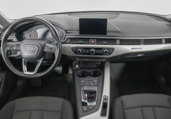 Подержанный автомобиль Audi A4 allroad 2019 года (13 фото)