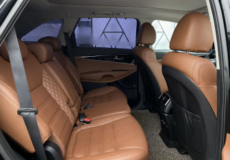 Подержанный автомобиль Kia Sorento 2019 года (33 фото)