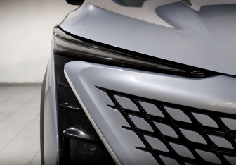 Подержанный автомобиль Changan UNI-T 2023 года (17 фото)