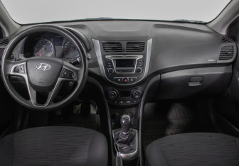 Подержанный автомобиль Hyundai Solaris Sedan 2016 года (13 фото)