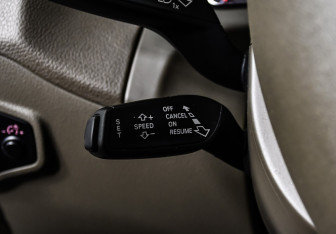 Подержанный автомобиль Audi Q5 2014 года (17 фото)