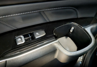 Подержанный автомобиль Kia Sorento 2022 года (30 фото)