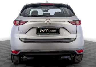 Подержанный автомобиль Mazda CX-5 2019 года (6 фото)