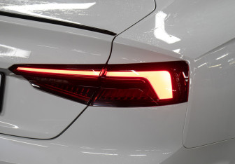 Подержанный автомобиль Audi A5 Liftback 2017 года (27 фото)