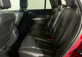 Подержанный автомобиль Ford Edge 2014 года (10 фото)