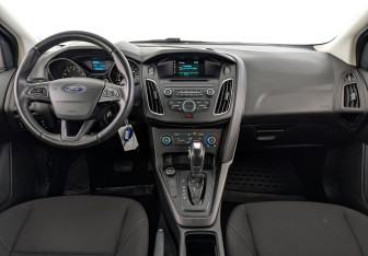 Подержанный автомобиль Ford Focus Sedan 2019 года (14 фото)