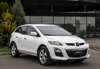 Подержанный автомобиль Mazda CX-7 2011 года (3 фото)