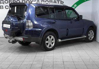 Подержанный автомобиль Mitsubishi Pajero 2007 года (4 фото)