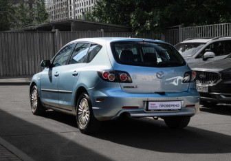 Подержанный автомобиль Mazda 3 Hatchback 2008 года (6 фото)