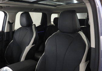 Подержанный автомобиль Haval H3 2024 года (17 фото)