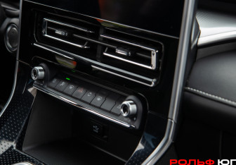 Подержанный автомобиль Haval M6 2023 года (13 фото)