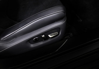 Подержанный автомобиль Lexus LC 2020 года (15 фото)