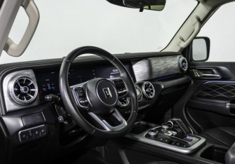 Подержанный автомобиль Tank 300 2023 года (10 фото)