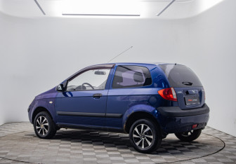 Подержанный автомобиль Hyundai Getz 2010 года (7 фото)