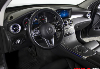 Подержанный автомобиль Mercedes-Benz GLC Coupe 2019 года (23 фото)