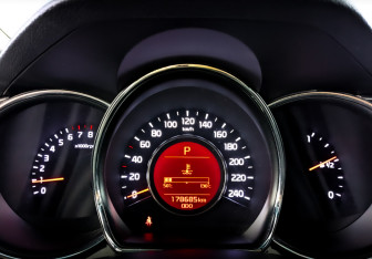 Подержанный автомобиль Kia Ceed Wagon 2017 года (12 фото)