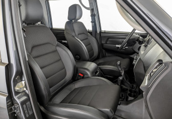 Подержанный автомобиль УАЗ Patriot 2024 года (22 фото)