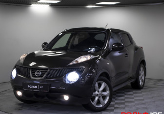 Подержанный автомобиль Nissan Juke 2012 года (23 фото)