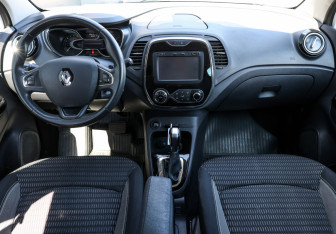 Подержанный автомобиль Renault Kaptur 2016 года (14 фото)