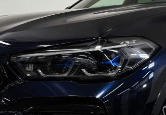 Подержанный автомобиль BMW X6 2021 года (8 фото)