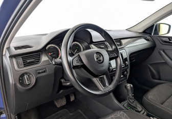 Подержанный автомобиль Skoda Rapid Liftback 2019 года (16 фото)