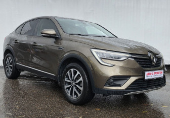 Подержанный автомобиль Renault Arkana 2021 года (3 фото)