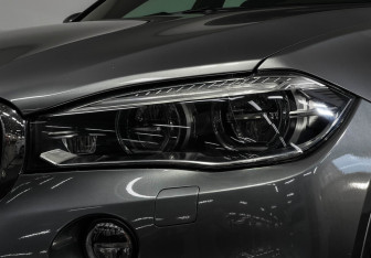 Подержанный автомобиль BMW X6 2017 года (8 фото)