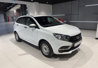 Подержанный автомобиль LADA (ВАЗ) XRAY 2018 года (5 фото)